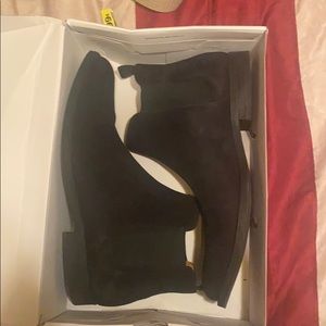 Chelsea boots